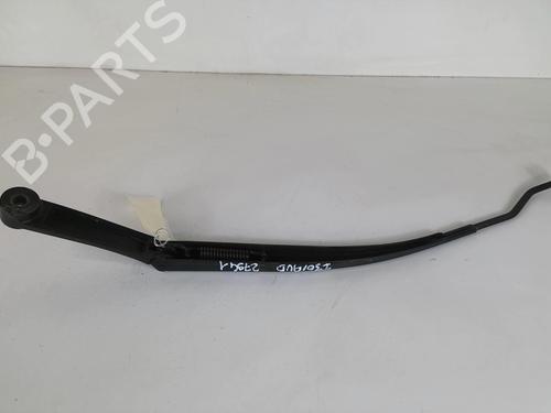 Used Front windshield wiper arm HYUNDAI i30 (FD) 1.6 CRDi (90 hp) 20968963