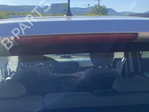 Used Third brake light FIAT 500L (351_, 352_) 0.9 (199LYC1B) (105 hp) 25594012