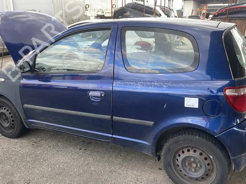 Brugte TOYOTA YARIS (_P1_) 1.0 (SCP10_, SCP10R) (68 hp) 4478689