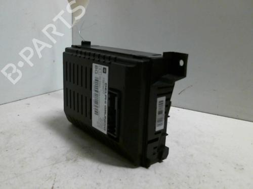 Used Display monitor OPEL ZAFIRA / ZAFIRA FAMILY B (A05) 1.7 CDTI (M75) (110 hp) 20939974