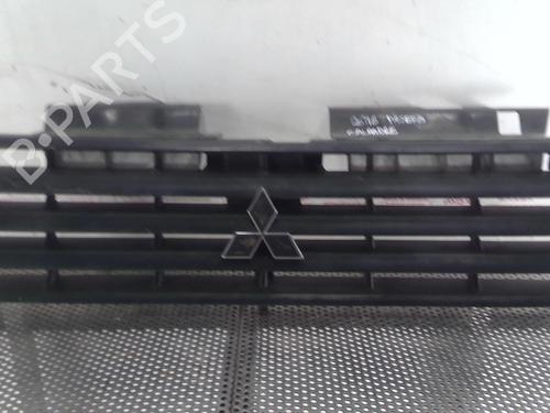 Grill MITSUBISHI PAJERO II (V3_W, V2_W, V4_W, V5_W) 2.5 TD 4WD (V24W) | BP20962542C40 