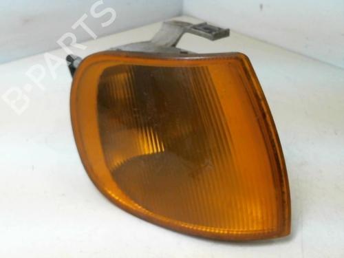 Right front indicator VW POLO III (6N1) 60 1.4 | BP20961074C33 
