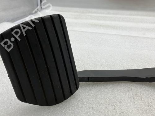 Used Break pedal RENAULT ZOE (BFM_) ZOE (92 hp) 20967878