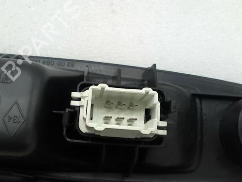 Used Right front window switch Right front window switch RENAULT CLIO II (BB_, CB_) 1.5 dCi (B/C2J) (68 hp) 20967909 20967909