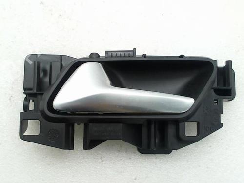 Venstre bak invendig håndtak PEUGEOT 208 II (UB_, UP_, UW_, UJ_) 1.2 PureTech 100 | BP20950431I15 