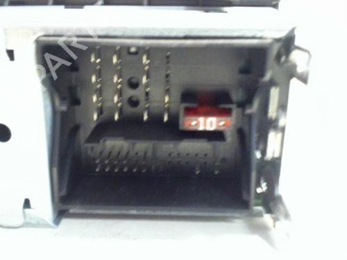 Used Radio VW UP! (121, 122, BL1, BL2, BL3, 123) 1.0 (60 hp) 20945911