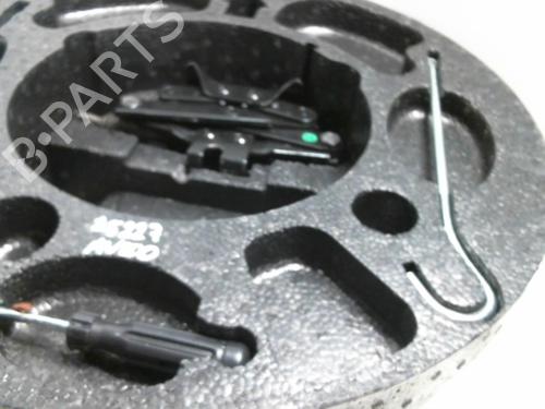 Jack Kit CHEVROLET AVEO / KALOS Hatchback (T250, T255) 1.2 | BP20964147C119 