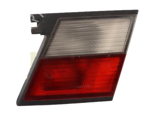 Used Right tailgate light NISSAN PRIMERA Hatchback (P11) 2.0 TD (90 hp) 20962702