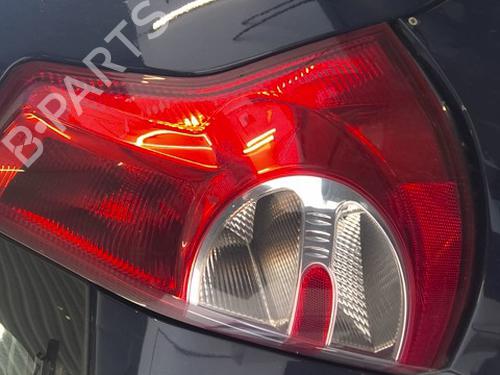 Used Right taillight DACIA SANDERO 1.4 (BS0C, BS0A, BS0G, BS1F, BS0E) (75 hp) 27266093
