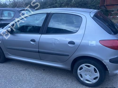 Right taillight PEUGEOT 206 Hatchback (2A/C) 1.4 i | BP31945580C35 