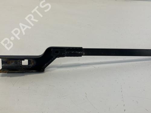 Used Front windshield wiper arm Front windshield wiper arm FORD FOCUS III 1.6 TDCi (95 hp) 20961934 20961934