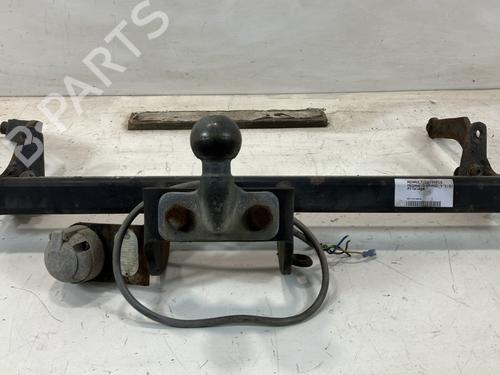 Used Tow ball/Mechanism RENAULT MEGANE I (BA0/1_) 1.6 e (BA0F, BA0S) (90 hp) 27570415