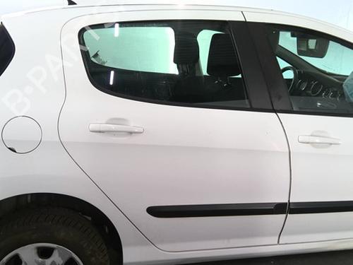 Used Right rear door PEUGEOT 308 I (4A_, 4C_) 1.6 HDi (92 hp) 27367401