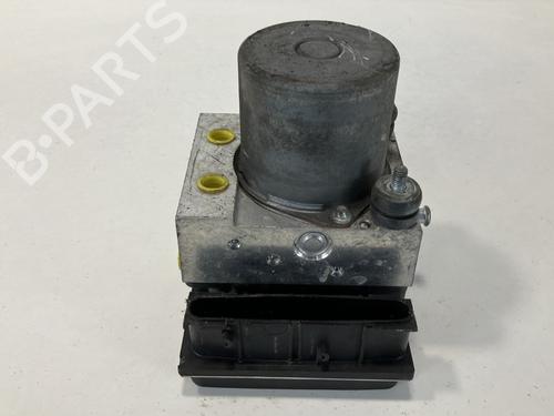 Used ABS pump RENAULT CLIO III (BR0/1, CR0/1) 1.5 dCi (BR17, CR17) (86 hp) 23104315