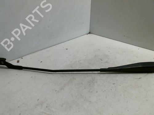 Used Front windshield wiper arm PEUGEOT PARTNER Box Body/MPV 1.6 HDi 16V (90 hp) 20963604