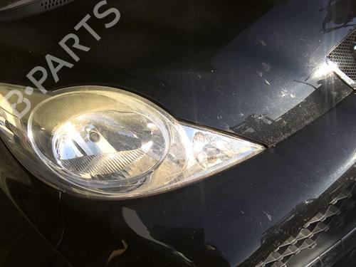 Used Right headlight PEUGEOT 107 (PM_, PN_) 1.0 (68 hp) 23792180