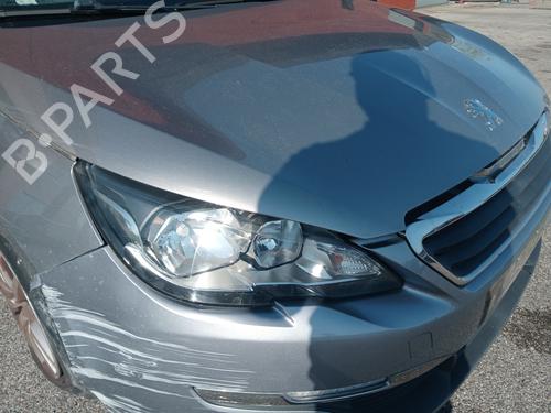 Used Right headlight Right headlight PEUGEOT 308 SW II (LC_, LJ_, LR_, LX_, L4_) 1.6 HDi / BlueHDi 115 (LCBHXM, LCBHXT) (115 hp) 33217386 33217386