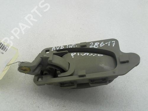 Høyre foran invendig håndtak CITROËN XSARA PICASSO (N68) 2.0 HDi (90 hp) 20952352