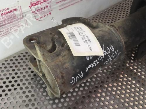 Used Left front shock absorber Left front shock absorber RENAULT TRAFIC II Van (FL) 1.9 dCi 100 (FL0C, FL0K, FL0B) (101 hp) 20946099 20946099