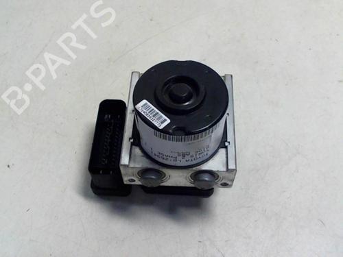 ABS Bremseaggregat TOYOTA YARIS (_P9_) 1.4 D-4D (NLP90_, NLP90R) (90 hp) 20971835