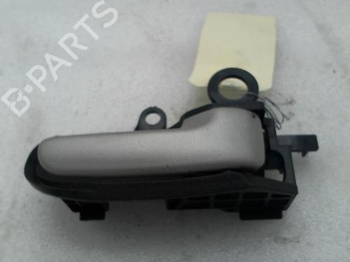 Used Front right interior door handle Front right interior door handle TOYOTA YARIS (_P1_) 1.4 D-4D (NLP10_, NLP10R) (75 hp) 20940952 20940952