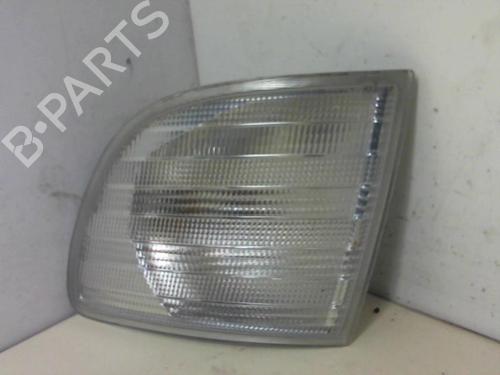 Used Left front indicator MERCEDES-BENZ VITO Van (W638) 112 CDI 2.2 (638.094) (122 hp) 20943258