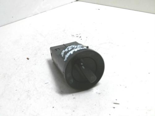 Used Headlight switch Headlight switch VW PASSAT B5.5 (3B3) 1.9 TDI (101 hp) 22021509 22021509