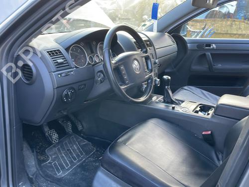 Venstre bremsekaliper foran VW TOUAREG (7LA, 7L6, 7L7) 2.5 R5 TDI | BP22029850M105 