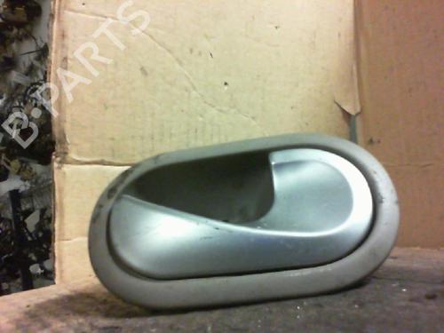 Used Rear right interior door handle RENAULT CLIO III (BR0/1, CR0/1) 1.5 dCi (BR17, CR17) (86 hp) 20973754
