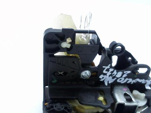 Used Rear left lock DACIA SANDERO II 1.0 SCe 75 (B8JC, B8JD, B8NC) (73 hp) 20964826