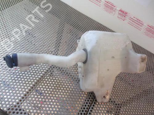 Used Windscreen washer tank FIAT GRANDE PUNTO (199_) 1.4 16V (199BXG1B, 199AXG1B) (95 hp) 20954076