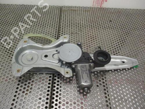 Used Rear left window mechanism TOYOTA YARIS (_P13_) 1.5 Hybrid (NHP130_, NHP130) (101 hp) 20953835