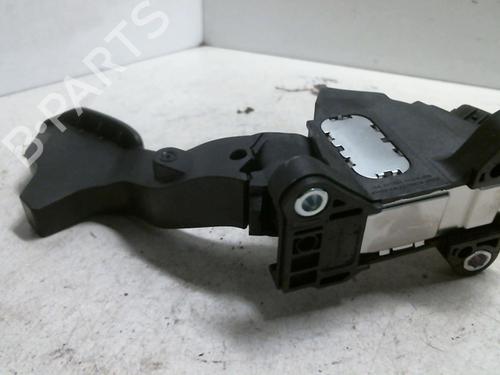 Autre TOYOTA YARIS (_P13_) 1.0 (KSP130) (72 hp) 20939402