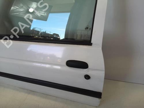 Used Left front door Left front door 22917628 22917628