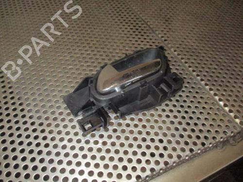 Front left interior door handle PEUGEOT 5008 (0U_, 0E_) 2.0 HDi 150 / BlueHDi 150 | BP20958585I13 