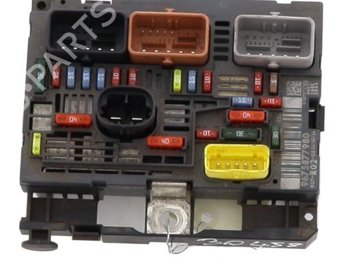 Used Fuse box PEUGEOT 3008 I MPV (0U_) 1.6 HDi (109 hp) 31115106