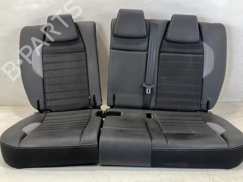 Rear seat PEUGEOT 2008 I (CU_) 1.2 THP 130 / PureTech 130 | BP23131252C17 - Image 6