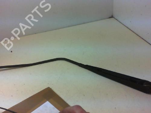 Used Rear windshield wiper arm MITSUBISHI PAJERO III (V7_W, V6_W) 3.2 Di-D (V68W, V78W) (165 hp) 20958363