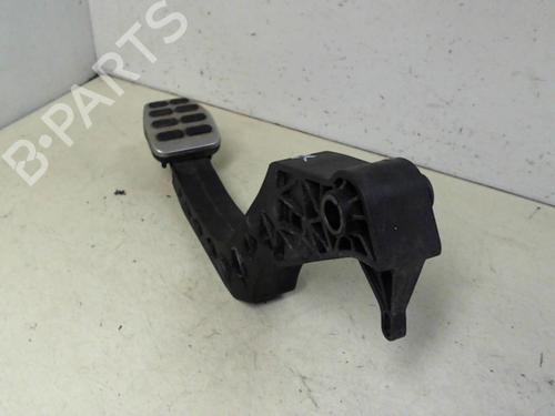 Used Clutch pedal Clutch pedal AUDI TT (8J3) 3.2 V6 quattro (250 hp) 20948355 20948355