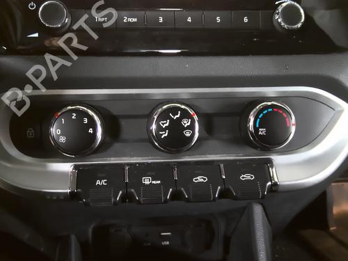 Used Climate control KIA RIO III (UB) 1.2 CVVT (84 hp) 25124459
