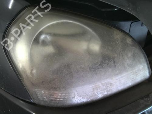 Used Right headlight HYUNDAI TUCSON (JM) 2.0 CRDi (140 hp) 27284440