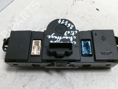Used Climate control RENAULT CLIO III (BR0/1, CR0/1) 1.5 dCi (BR17, CR17) (86 hp) 20939438