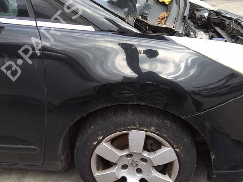 Used Right front fenders PEUGEOT 5008 (0U_, 0E_) 1.6 HDi (112 hp) 29599319