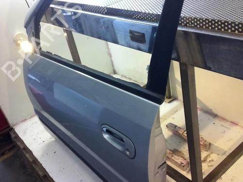 Left front door NISSAN ALMERA TINO (V10) 2.2 dCi | BP20946269C2 