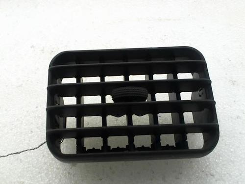 Used Air vent VW GOLF III (1H1) 1.9 D (64 hp) 20955621