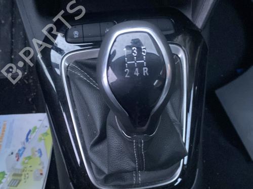 Used Gear lever Gear lever OPEL CORSA F (P2JO) 1.2 (68) (75 hp) 30750715 30750715