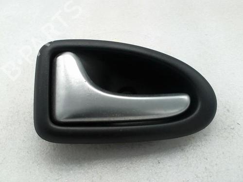 Venstre foran invendig håndtak RENAULT CLIO II (BB_, CB_) 1.5 dCi (B/CB3M) (64 hp) 20944812