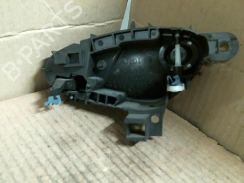 Used Rear right interior door handle Rear right interior door handle CITROËN XSARA Break (N2) 1.8 i (90 hp) 20961597 20961597