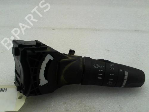 Used Steering column stalk NISSAN X-TRAIL I (T30) 2.2 dCi 4x4 (136 hp) 20965096