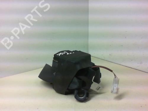 Venstre bak beltestrammer RENAULT CLIO II (BB_, CB_) 1.2 16V (BB05, BB0W, BB11, BB27, BB2T, BB2U, BB2V, CB05,... (75 hp) 20945702